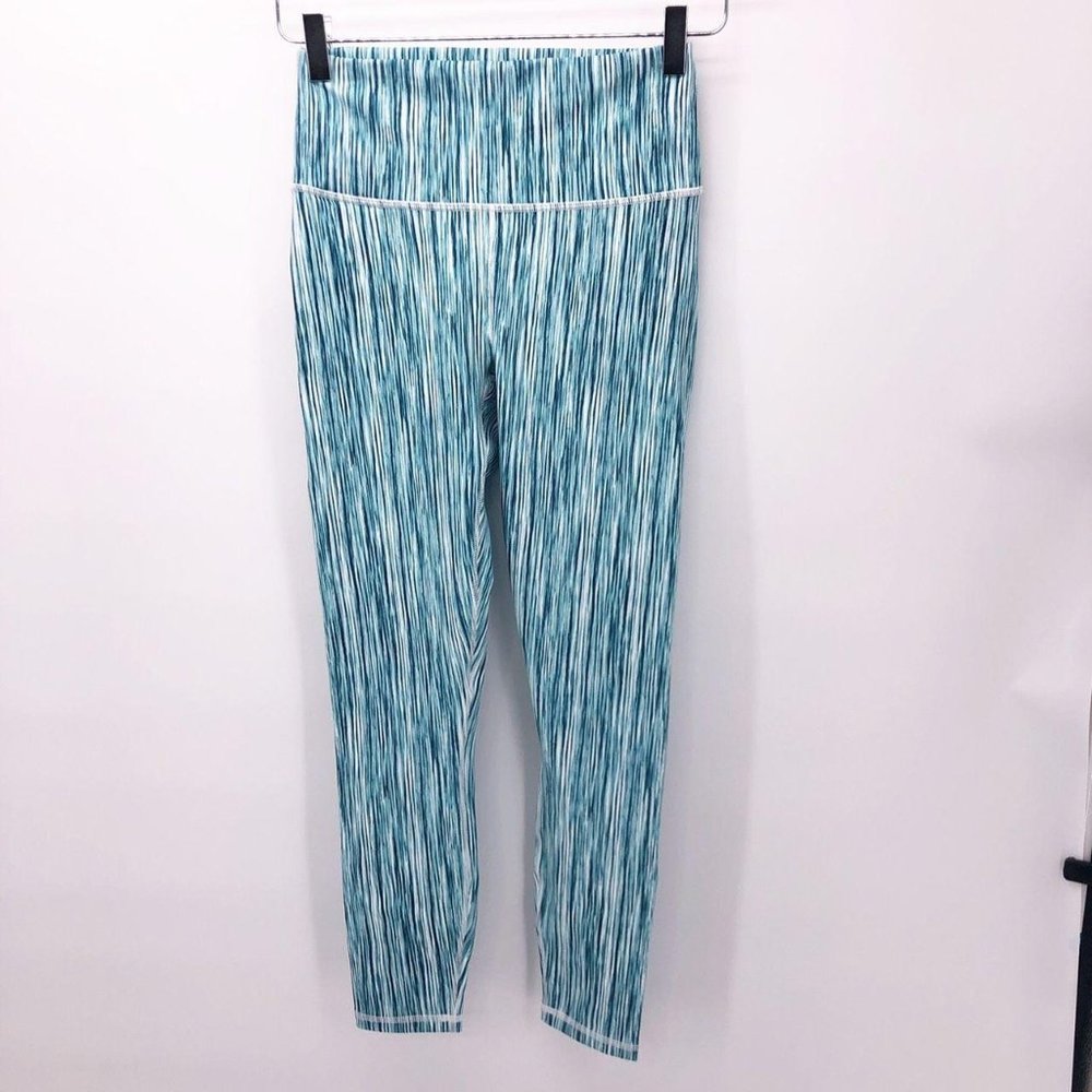 New Fabletics XS High Waist 7/8 Printed Power Hold Compression Leggings Athletic